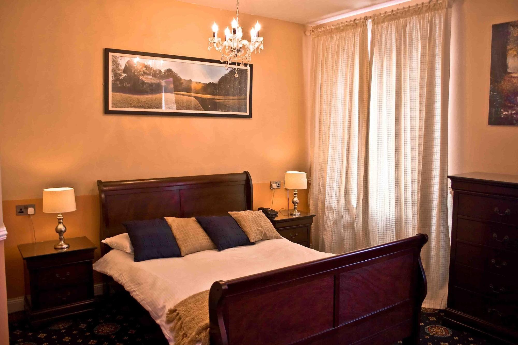 Cahir House Hotel Екстериор снимка