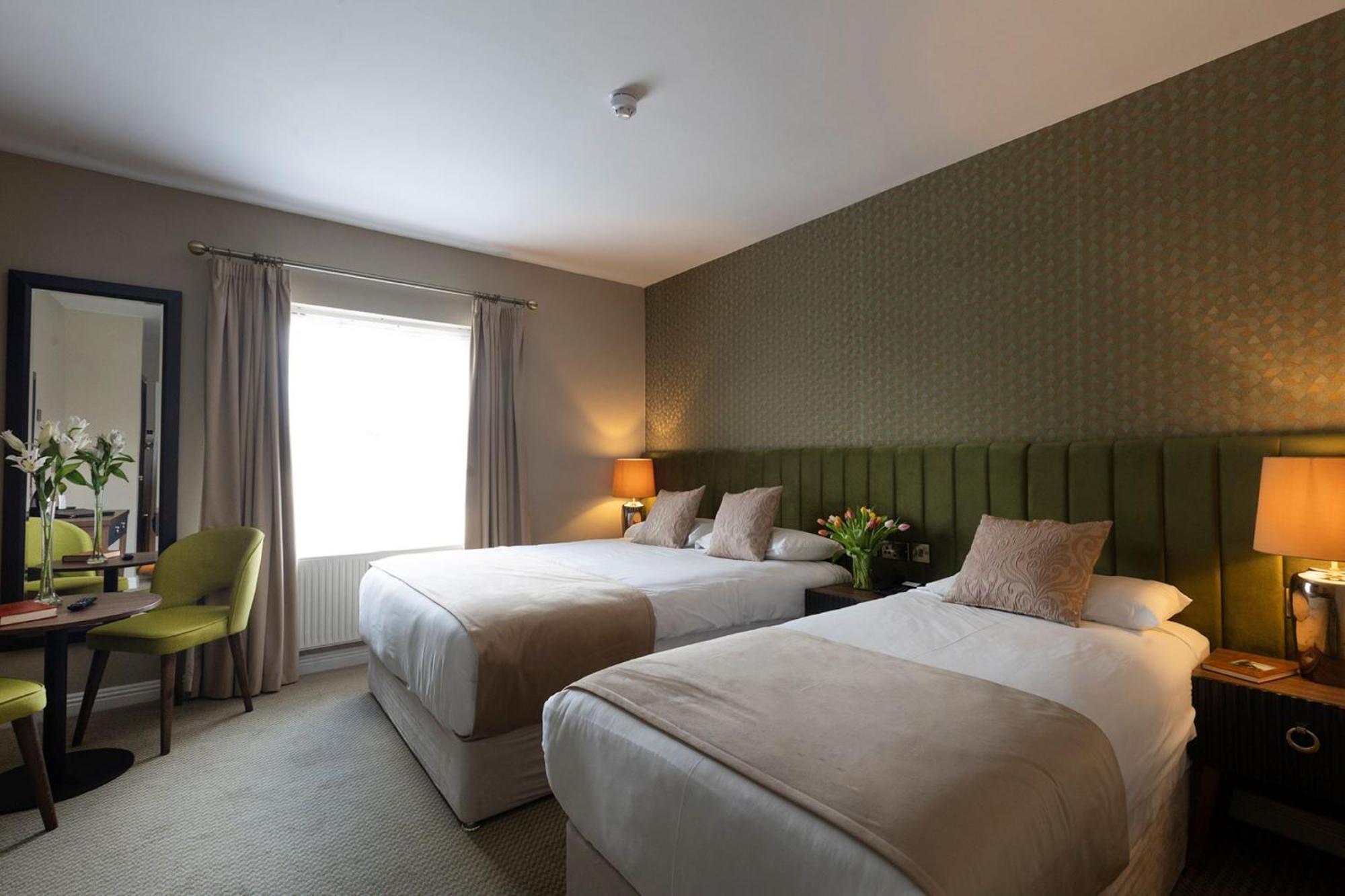 Cahir House Hotel Екстериор снимка