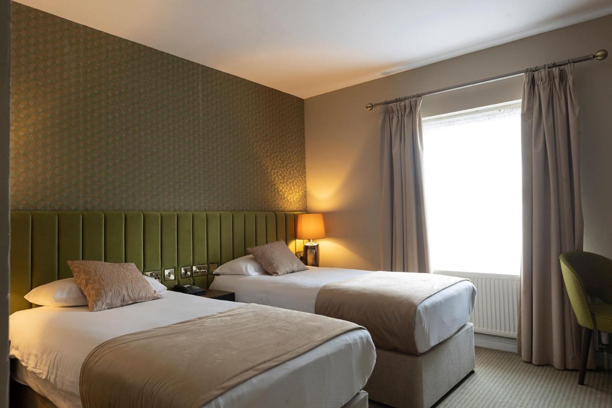 Cahir House Hotel Екстериор снимка